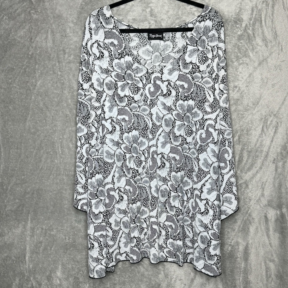Maggie Barnes 4X Shirt Top Black Floral Floral Slit‎ 3/4 Sleeve V Neck Stretch